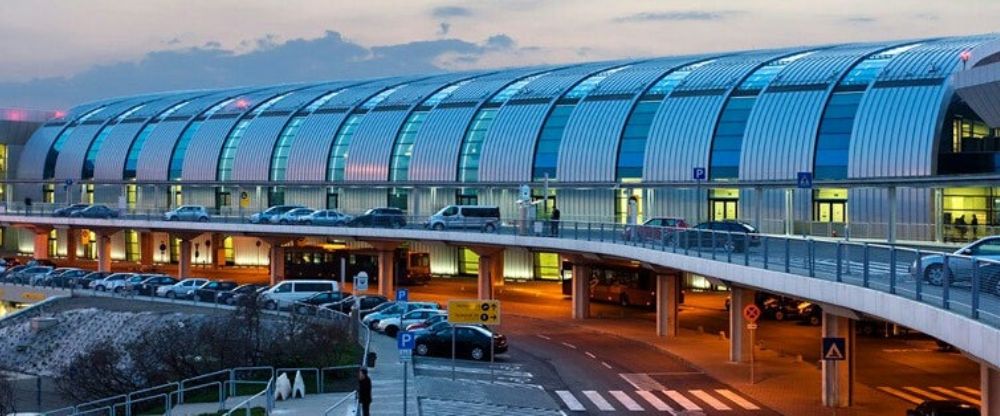 EasyJet Airlines BUD Terminal – Budapest International Airport